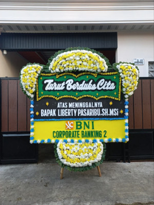 Papan Bunga Duka di Gejagan