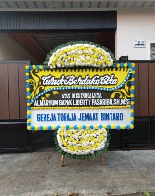 Papan Bunga Duka di Gejagan