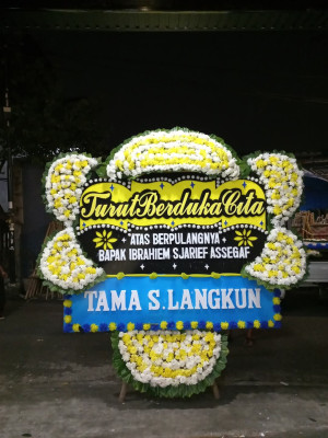 Papan Bunga Duka di Gejagan