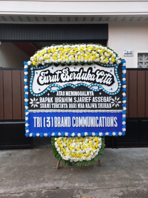 Papan Bunga Duka di Gejagan